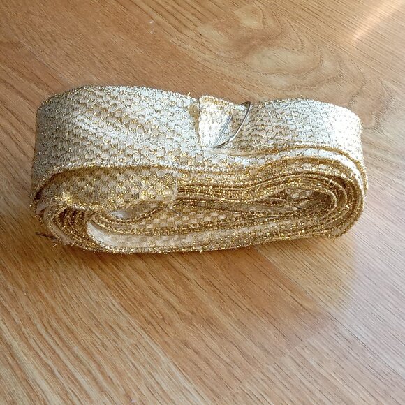 🎯 10 for $10 / Thick Gold Tone Ribbon - Picture 1 of 8